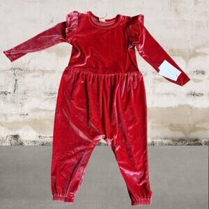 Tucker and Tate NWT Glitter Velour Romper - 18M